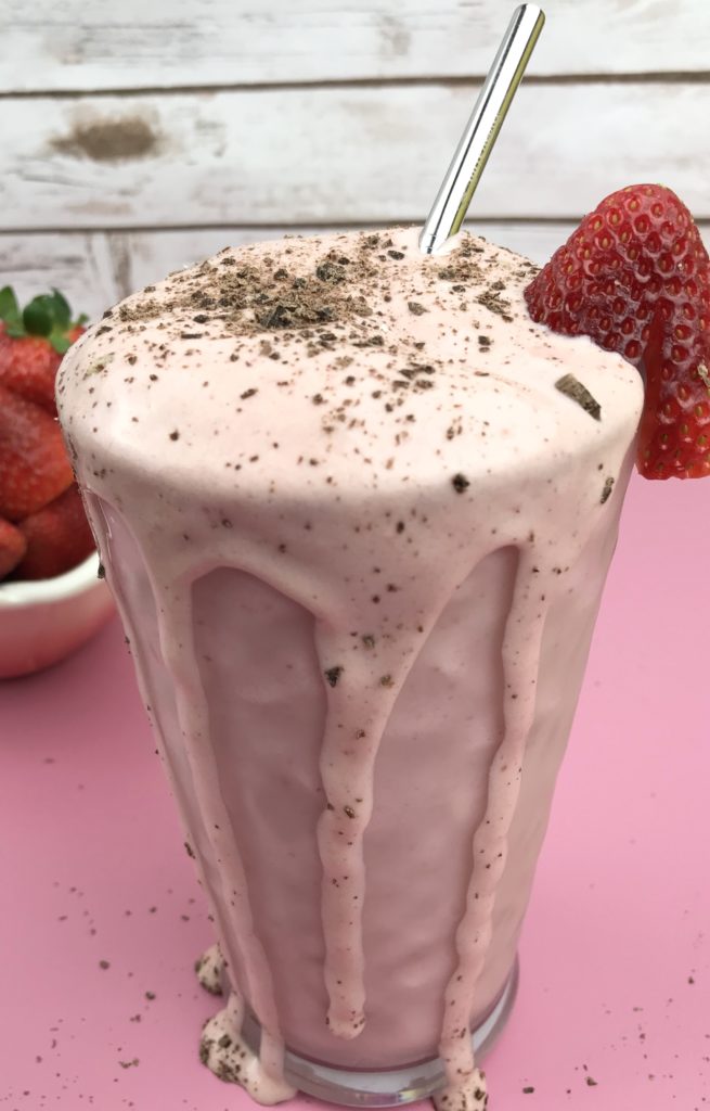 This 4-ingredient peanut butter, chocolate and strawberry protein smoothie packs in 28 grams of protein and 3 grams of fiber. Enjoy it as a quick breakfast, lunch on the go or after-exercise recovery snack. 