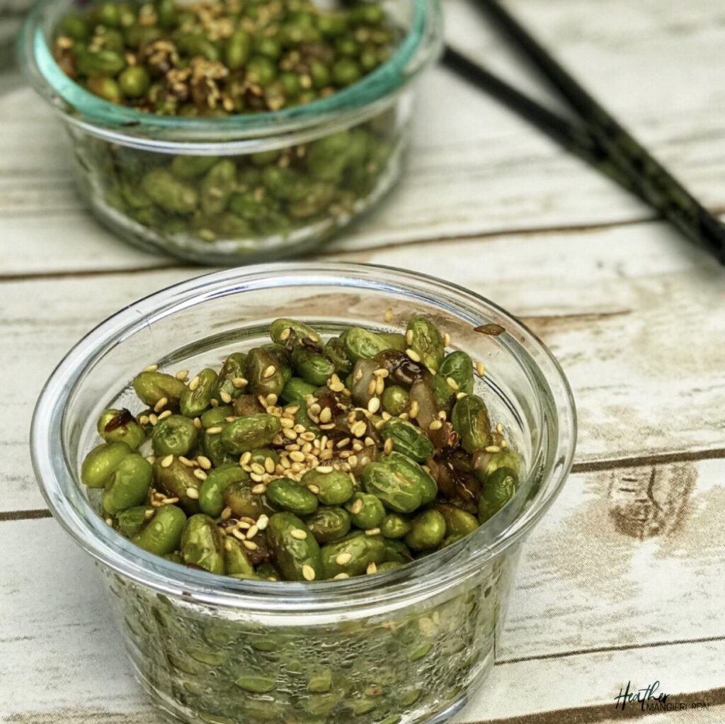 Edamame with roasted sesame seeds - recipe, calories and nutrition information.