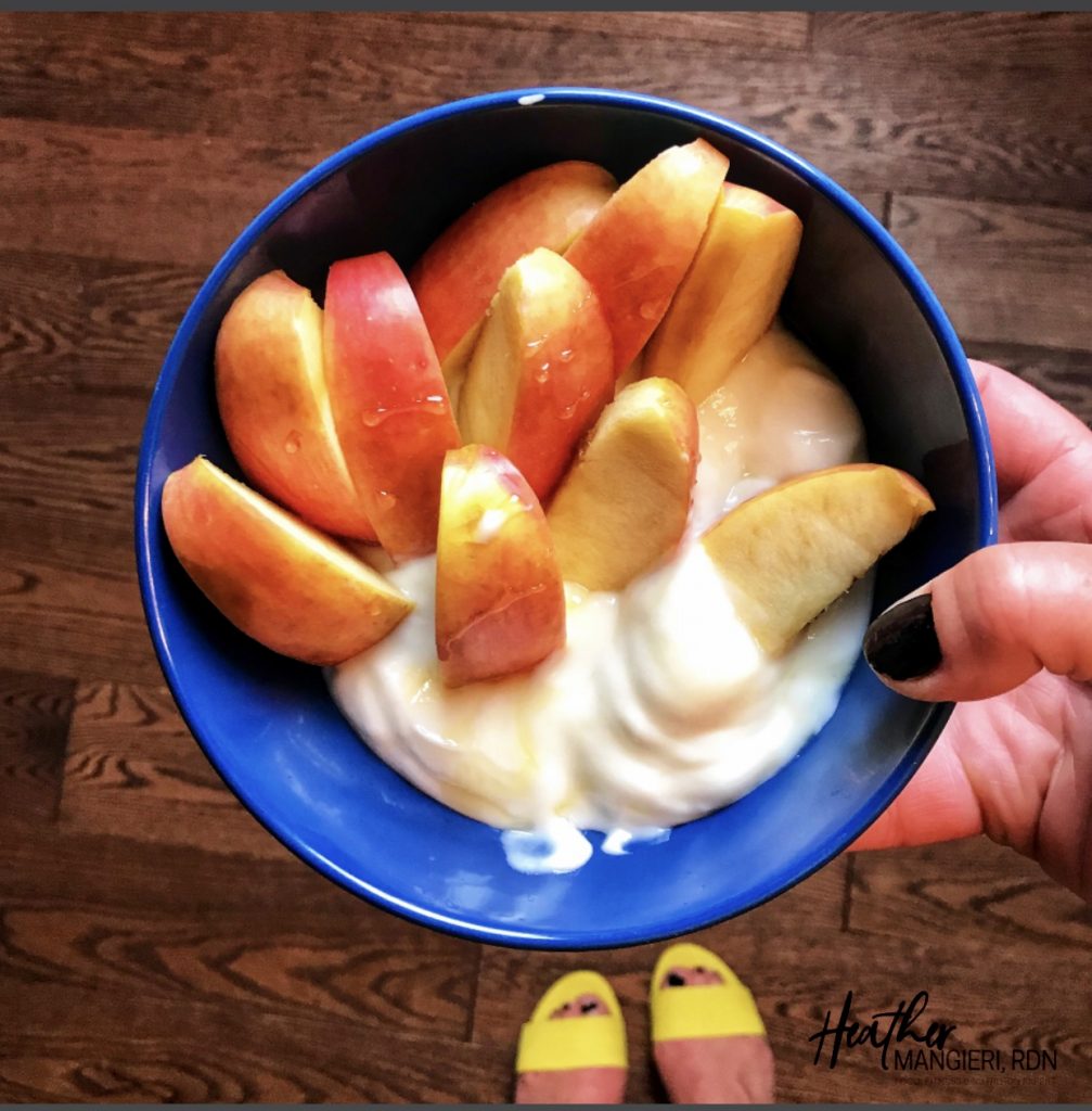 Full- Fat Plain Greek Yogurt with Sliced Apples