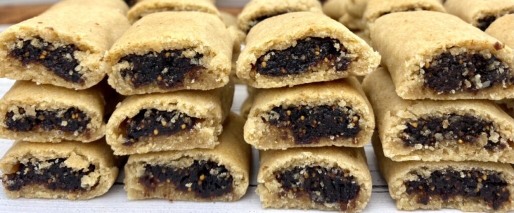 This fig newtons recipe is the homemade version of the classic cookie you can buy at the store. Enjoy one as a sweet treat, or eat a few for a quick pre-exercise or post-exercise recovery snack
