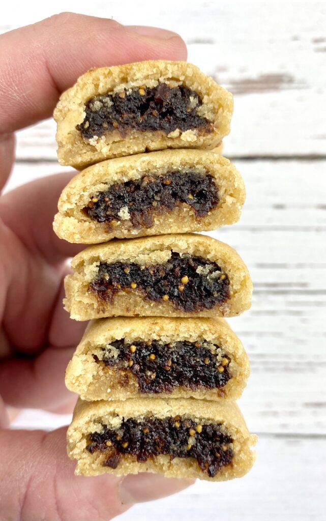 This fig newtons recipe is the homemade version of the classic cookie you can buy at the store. Enjoy one as a sweet treat, or eat a few for a quick pre-exercise or post-exercise recovery snack.