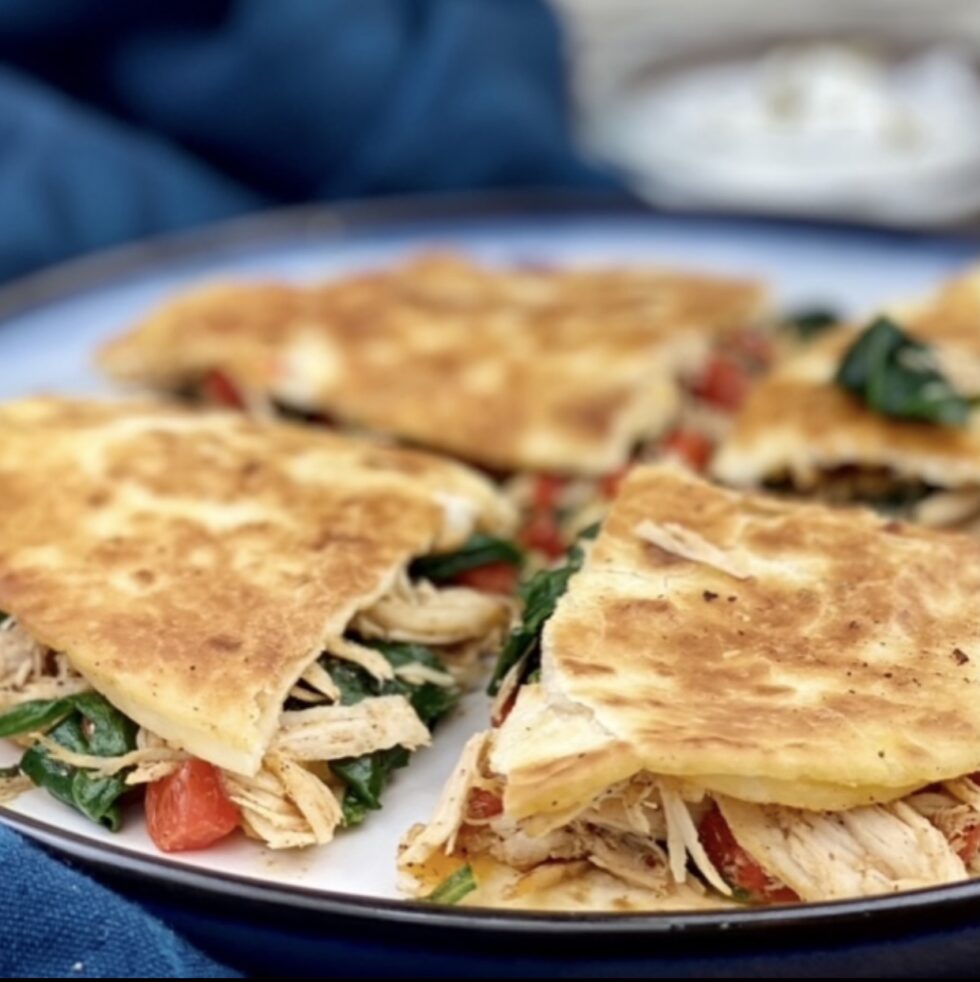 Easy Chicken And Spinach Quesadilla Heather Mangieri Nutrition
