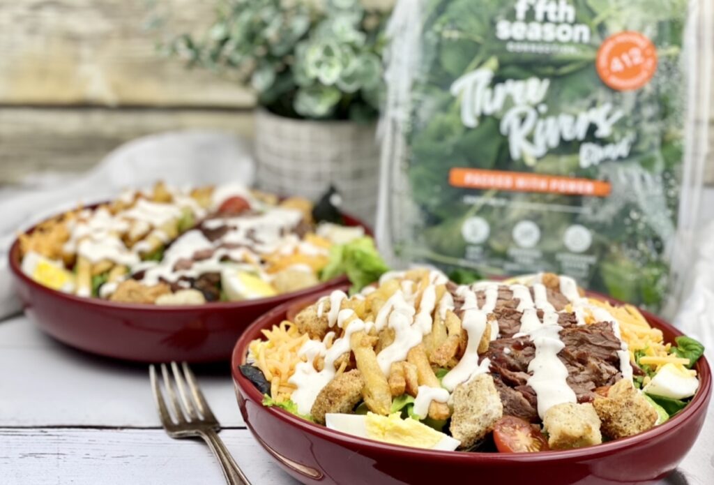 Enjoy a Pittsburgh original with this Pittsburgh steak salad – made with mixed green and topped with steak, French fried, egg & cheese & ranch dressing.